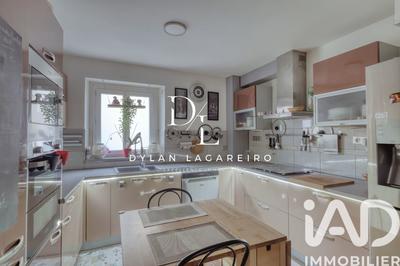 Maison - 134 m² - 7 pièces