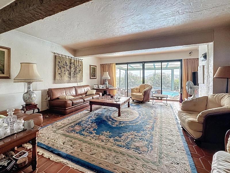 Maison - 199 m² - 7 pièces