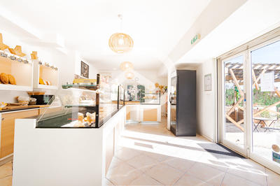 Fonds de commerce - 140 m²