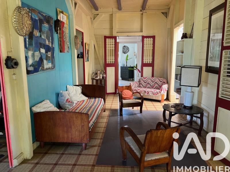 Maison - 194 m² - 9 pièces