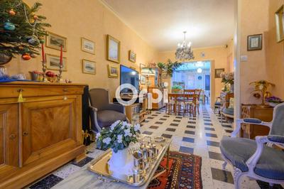 Maison - 99 m² - 4 pièces