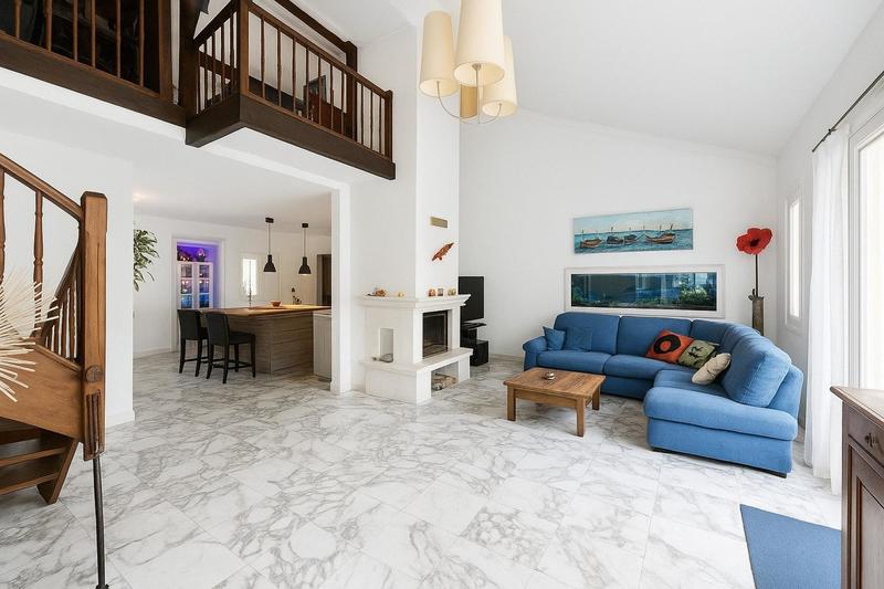 Maison - 191 m² - 6 pièces