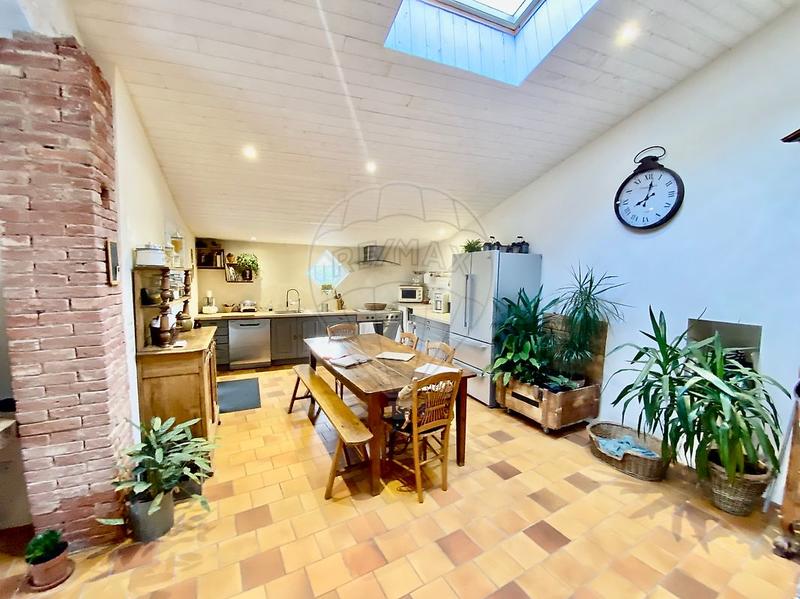 Longère - 430 m² - 5 pièces