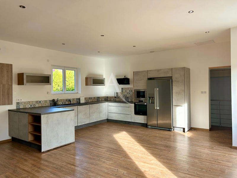 Maison - 108 m² - 3 pièces