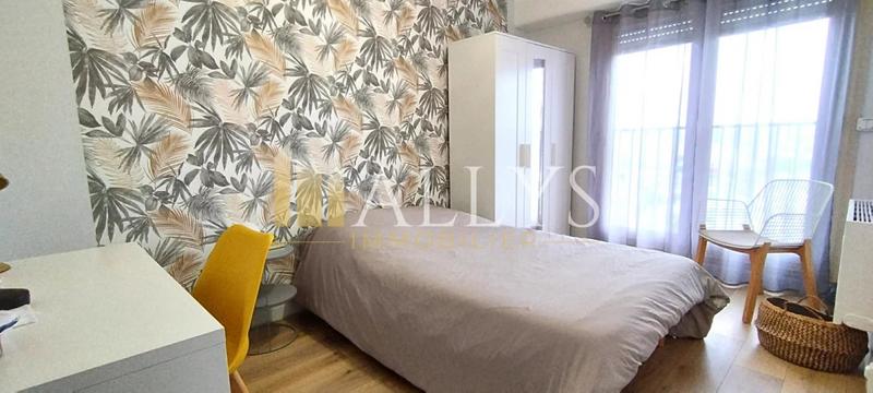 Appartement - 81 m² - 4 pièces