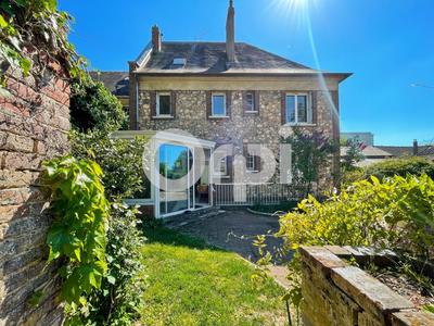 Maison de ville - 204 m² - 6 pièces