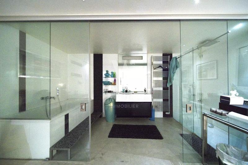 Appartement - 330 m² - 6 pièces