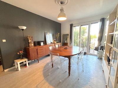 Maison - 148 m² - 8 pièces