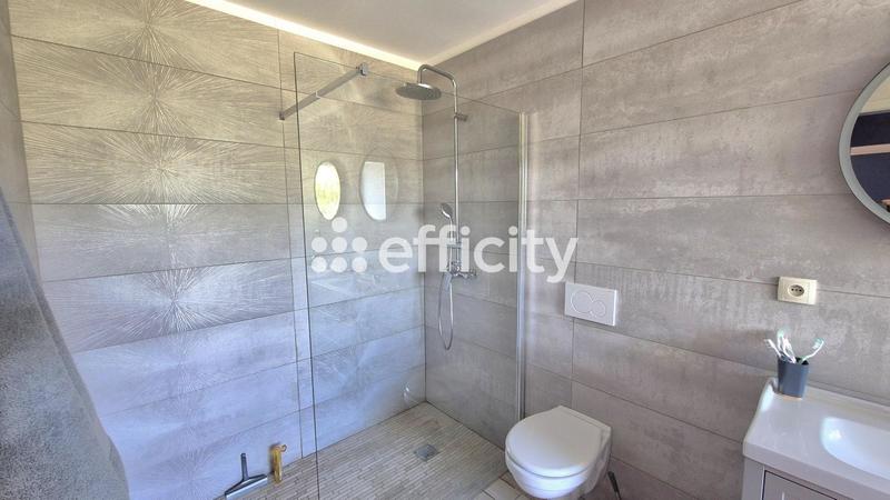 Maison - 537 m² - 17 pièces