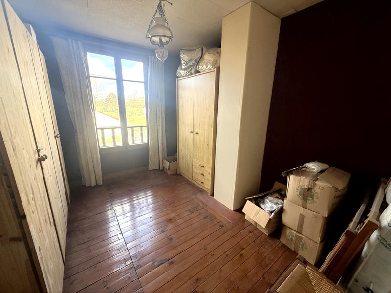 Maison - 184 m² - 7 pièces