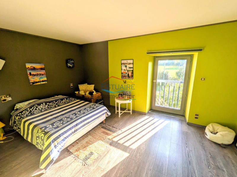 Maison - 184 m² - 7 pièces