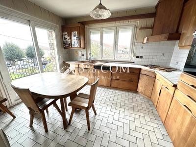 Maison - 112 m² - 6 pièces