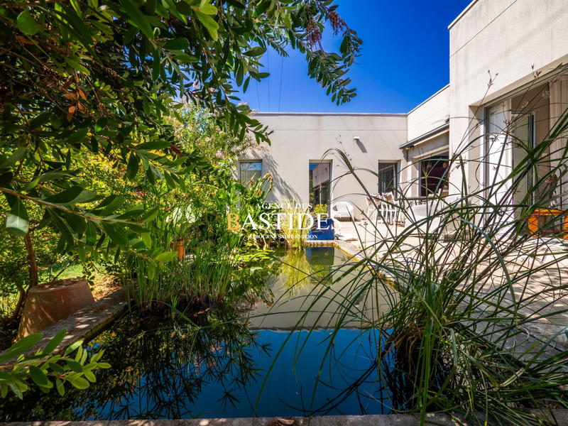 Maison contemporaine - 223 m² - 7 pièces