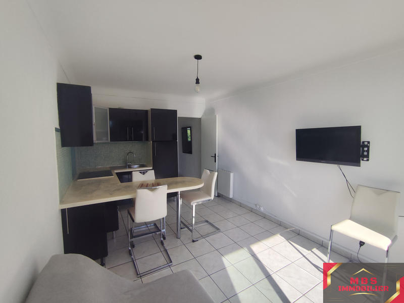 Appartement - 30 m² - 2 pièces