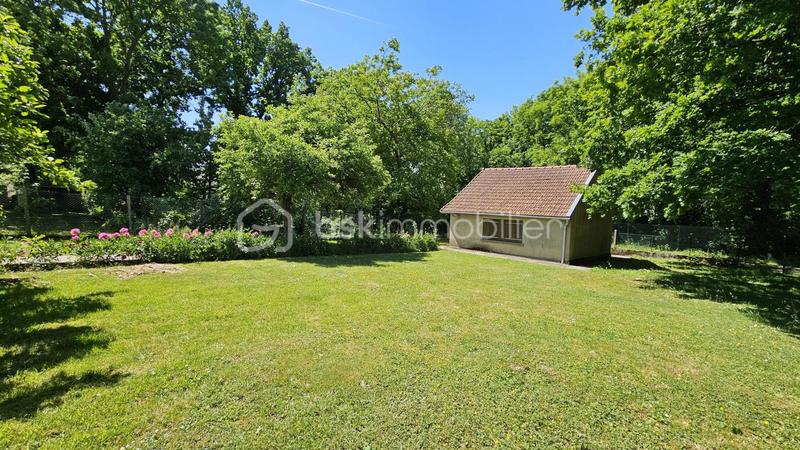 Terrain constructible - 861 m²
