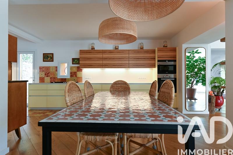 Maison - 505 m² - 10 pièces