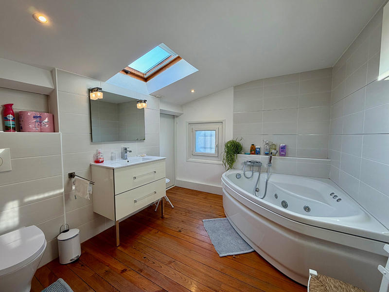 Maison - 158 m² - 5 pièces