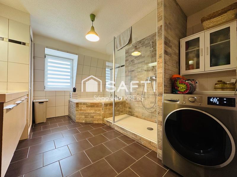 Appartement - 87 m² - 4 pièces