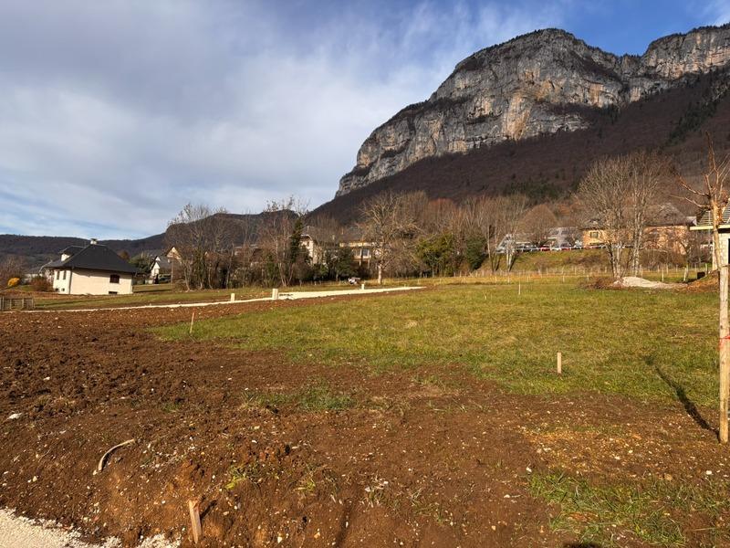 Terrain constructible - 647 m²