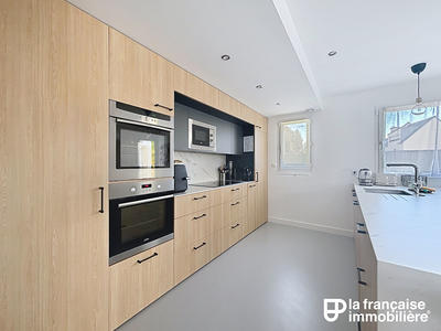 Maison - 170 m² - 7 pièces