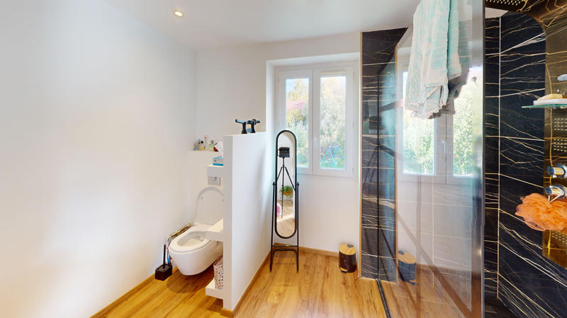 Appartement - 82 m² - 4 pièces