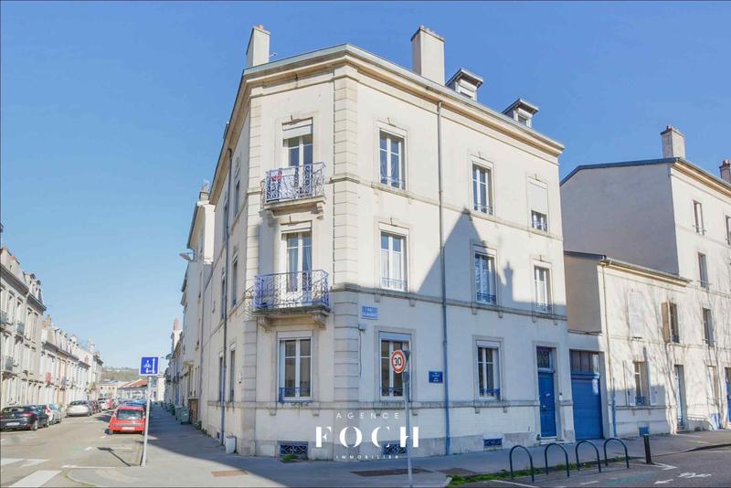 Appartement - 83 m² - 4 pièces