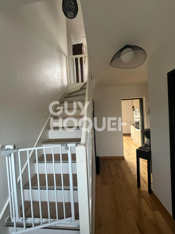 Maison - 135 m² - 6 pièces