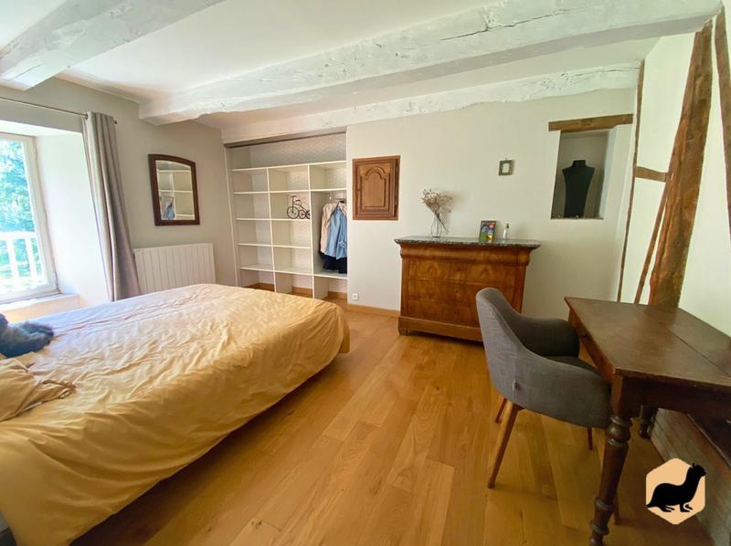 Maison - 300 m² - 8 pièces