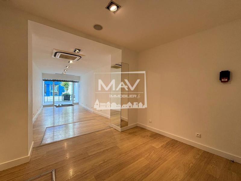 Local commercial - 90 m²