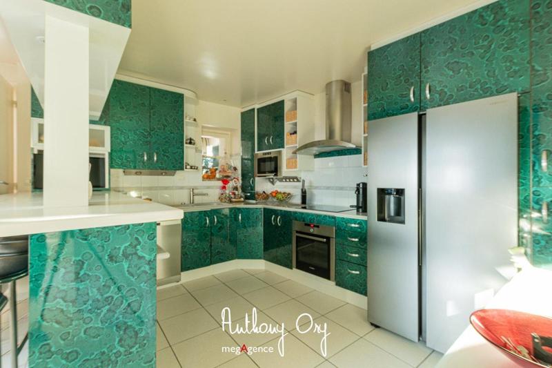 Maison de ville - 247 m² - 10 pièces