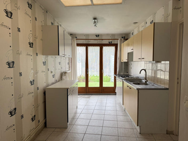 Maison - 95 m² - 6 pièces