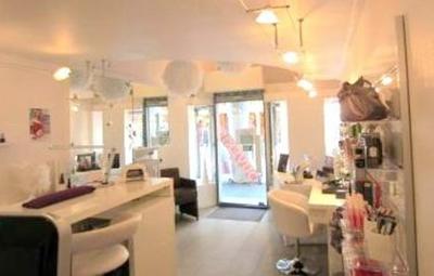 Local commercial - 132 m² - 11 pièces