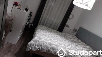 Chambre - 12 m² - 1 pièce