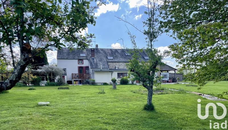 Maison - 355 m² - 12 pièces