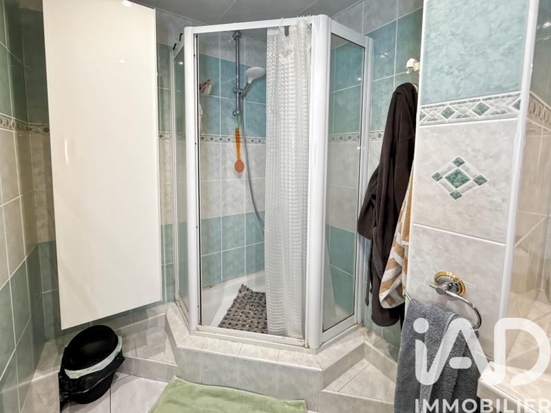 Appartement - 82 m² - 5 pièces