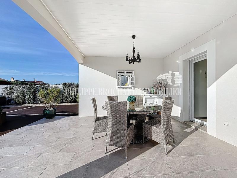 Maison contemporaine - 148 m² - 7 pièces