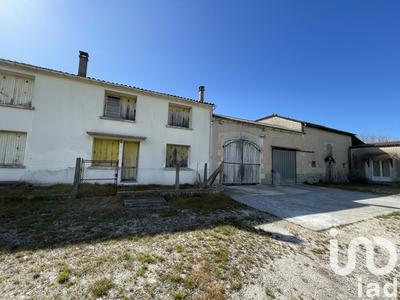 Maison - 270 m² - 10 pièces