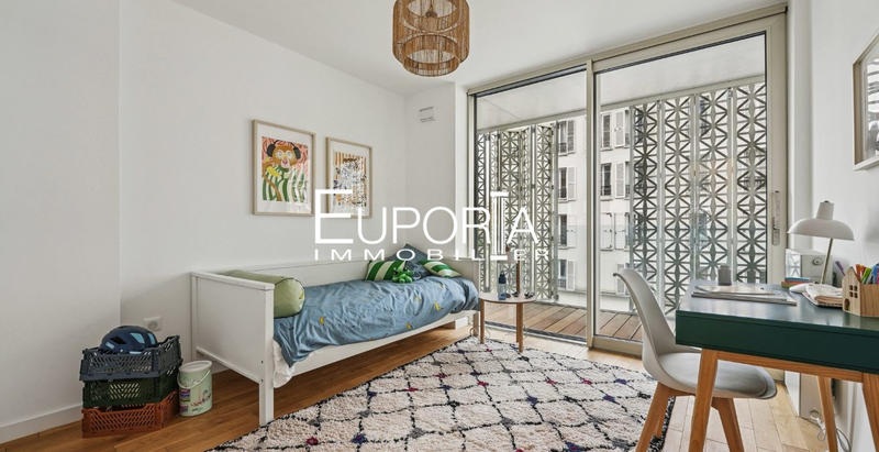 Appartement - 81 m² - 3 pièces