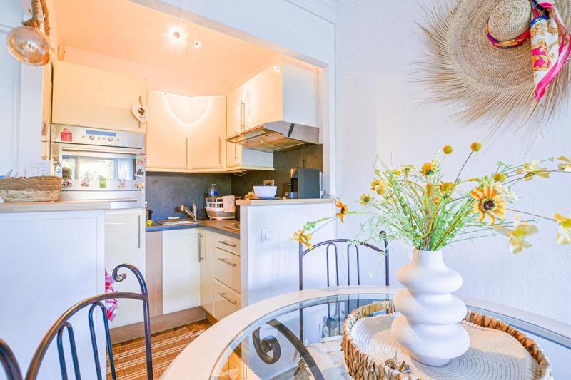 Studio - 32 m² - 1 pièce