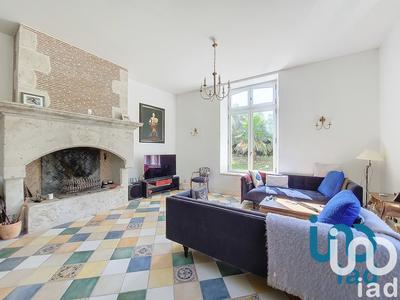 Maison - 760 m² - 11 pièces