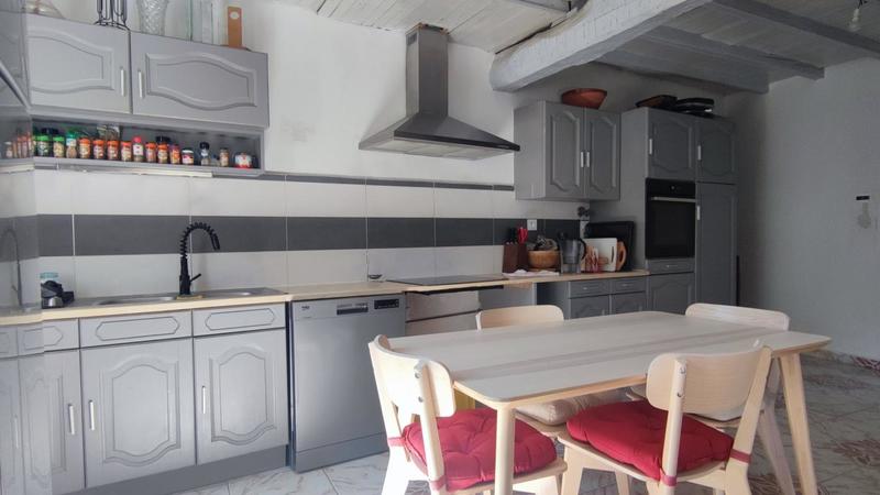 Propriété - 237 m² - 12 pièces