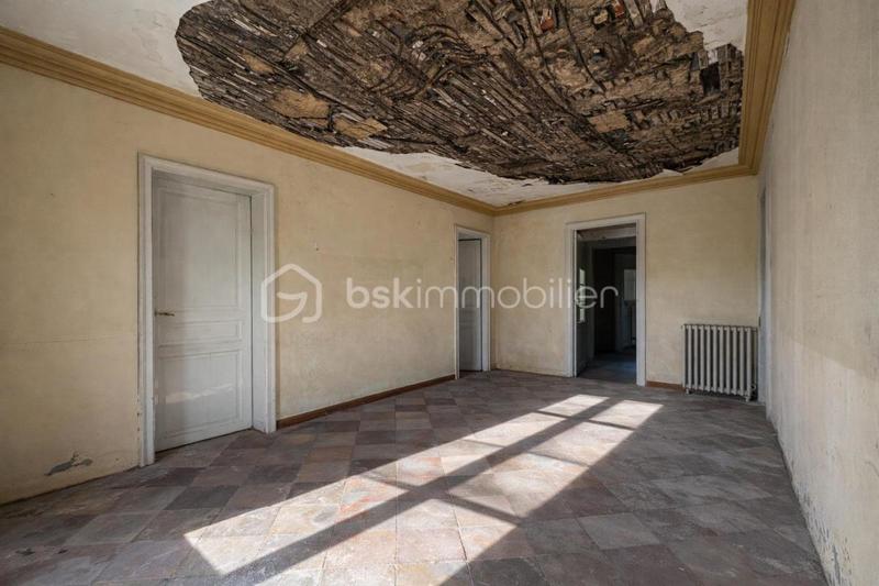 Maison - 294 m² - 6 pièces