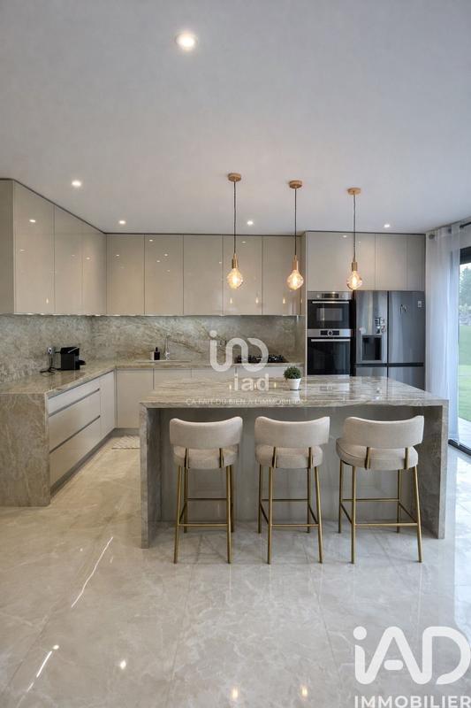 Maison de maîtres - 170 m² - 6 pièces