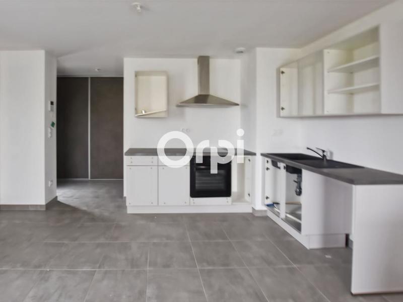 Appartement - 90 m² - 4 pièces