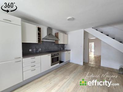 Maison - 121 m² - 5 pièces