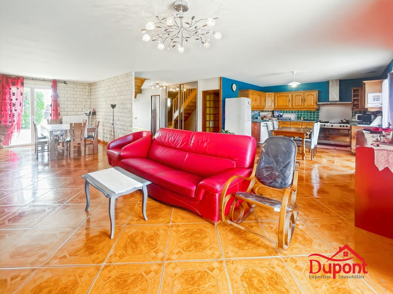 Maison traditionnelle - 168 m² - 7 pièces