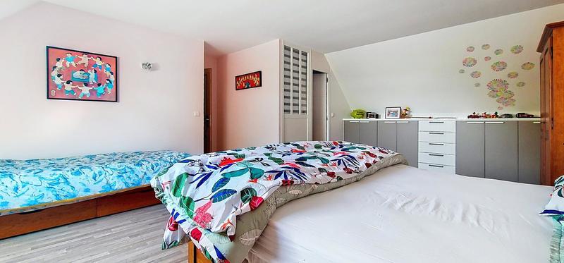 Maison - 270 m² - 7 pièces