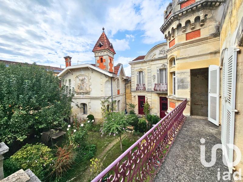 Maison - 170 m² - 9 pièces