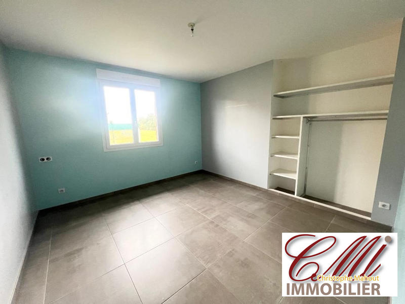 Maison - 203 m² - 8 pièces