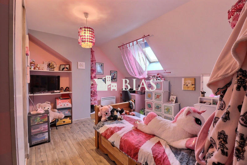 Maison contemporaine - 230 m² - 7 pièces